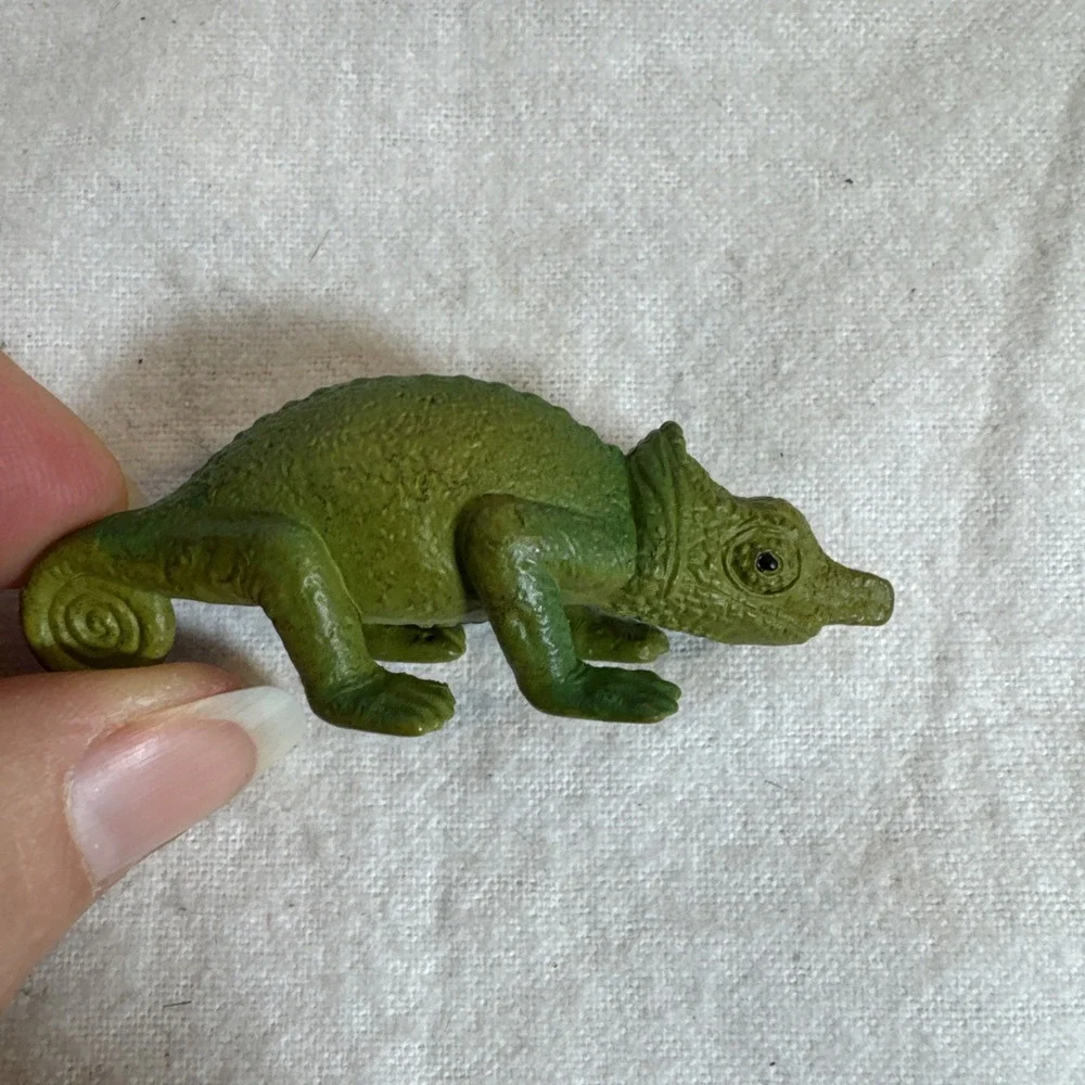 Yowie & Others Animals Lot Of 12 Hippo Elephant Frog Bird Chameleon Fox Deer Ram